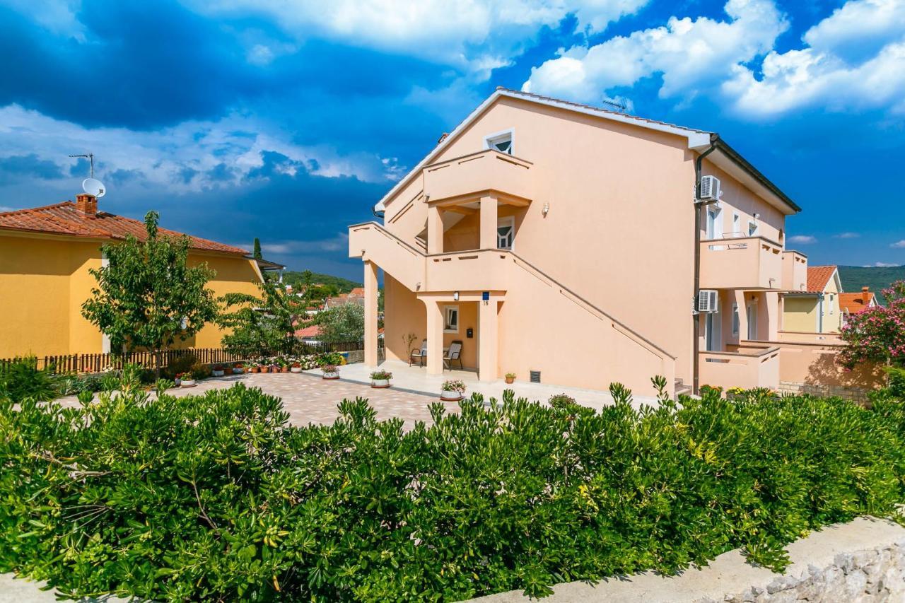 Apartmani Luka Kornić Екстериор снимка