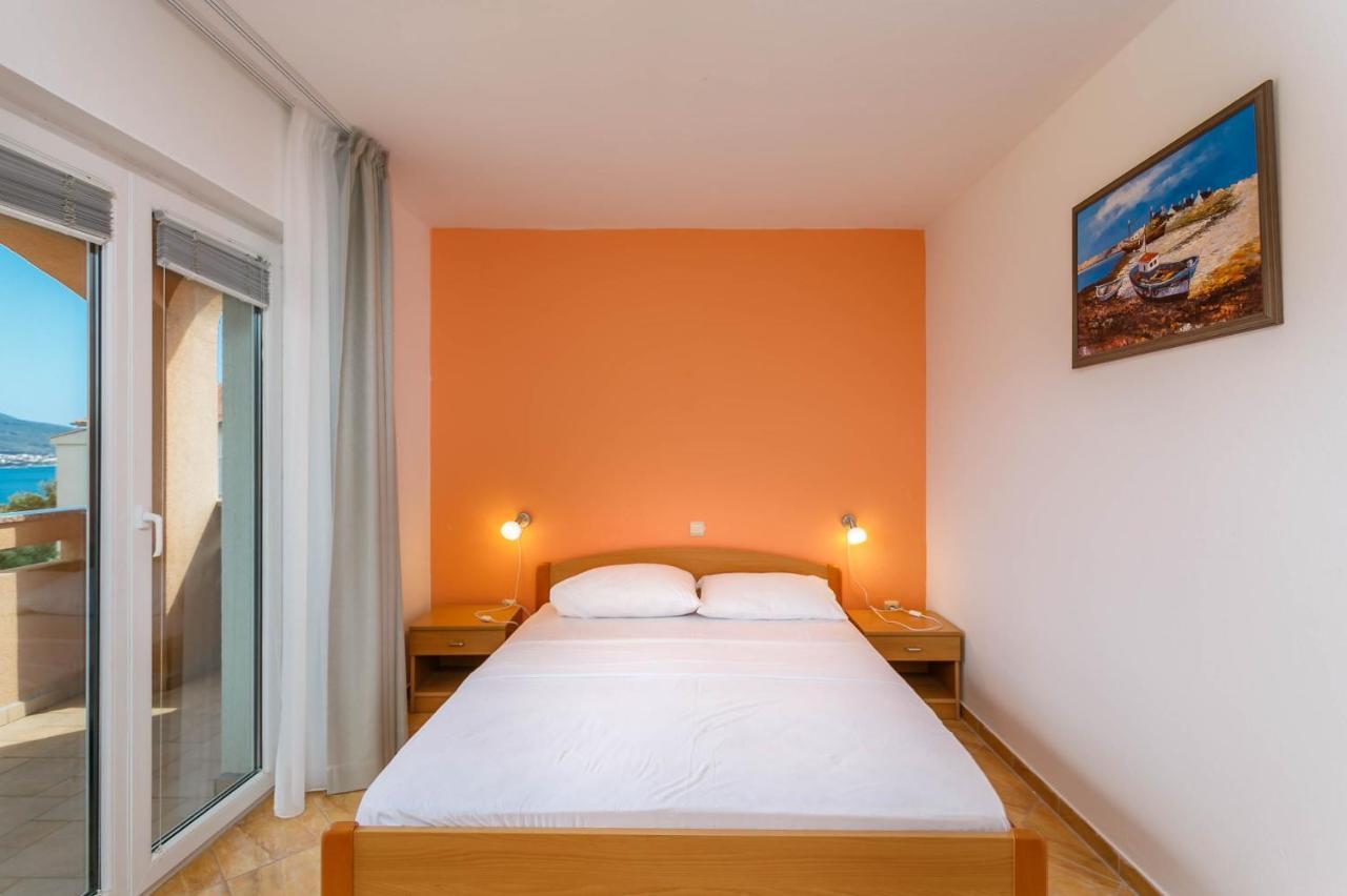 Apartmani Luka Kornić Екстериор снимка
