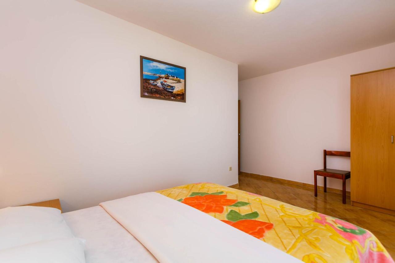 Apartmani Luka Kornić Екстериор снимка