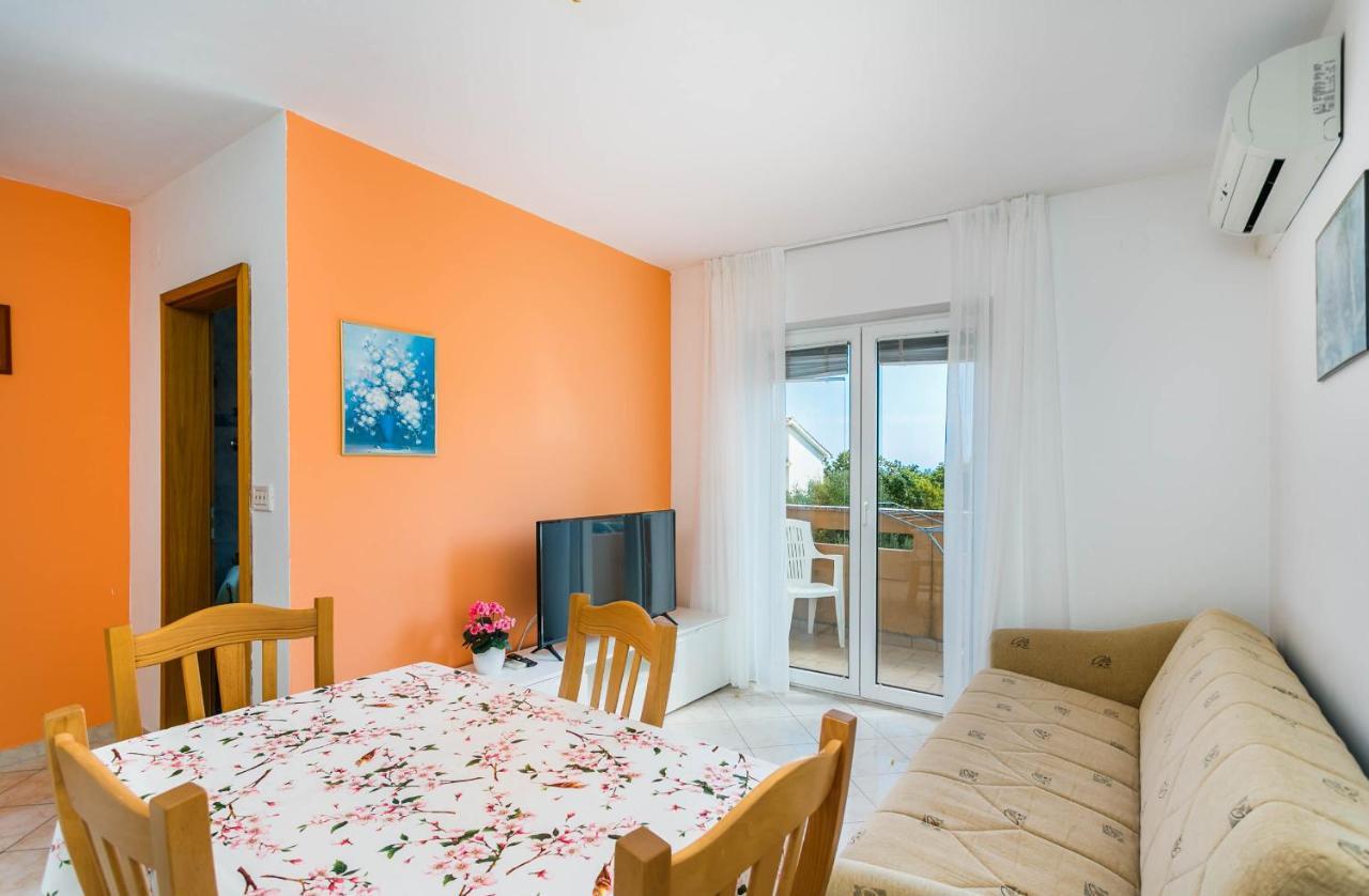 Apartmani Luka Kornić Екстериор снимка