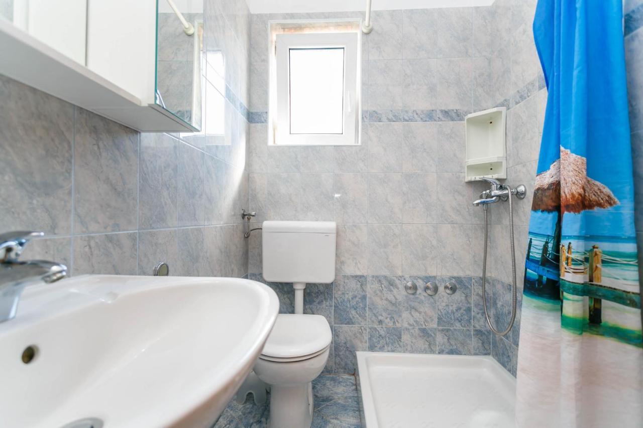 Apartmani Luka Kornić Екстериор снимка