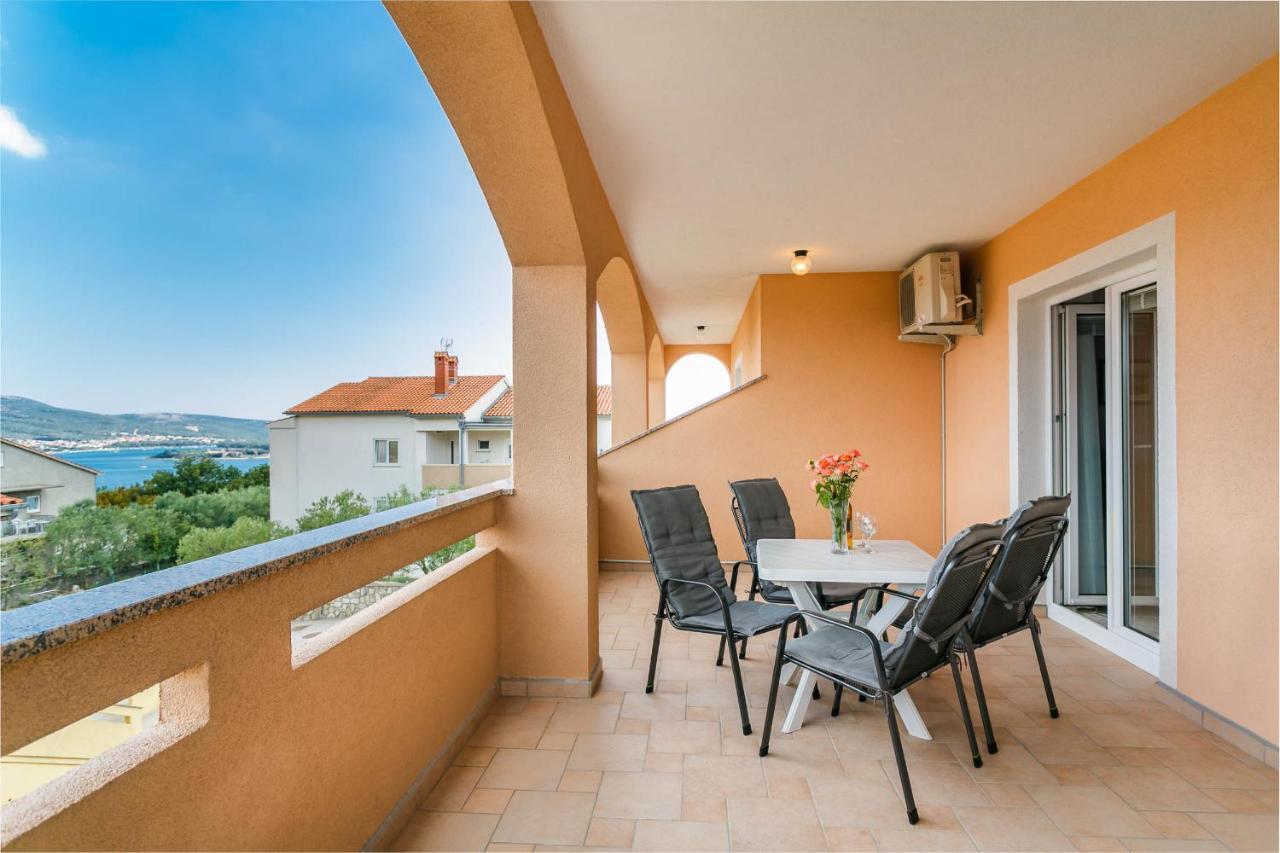 Apartmani Luka Kornić Екстериор снимка
